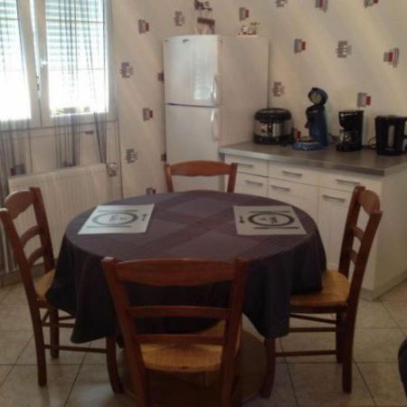 Charmant Gite A Etain, Tout Inclus, Proche Verdun Avec Terrasse Et Parking - Fr-1-585-3 Exterior photo
